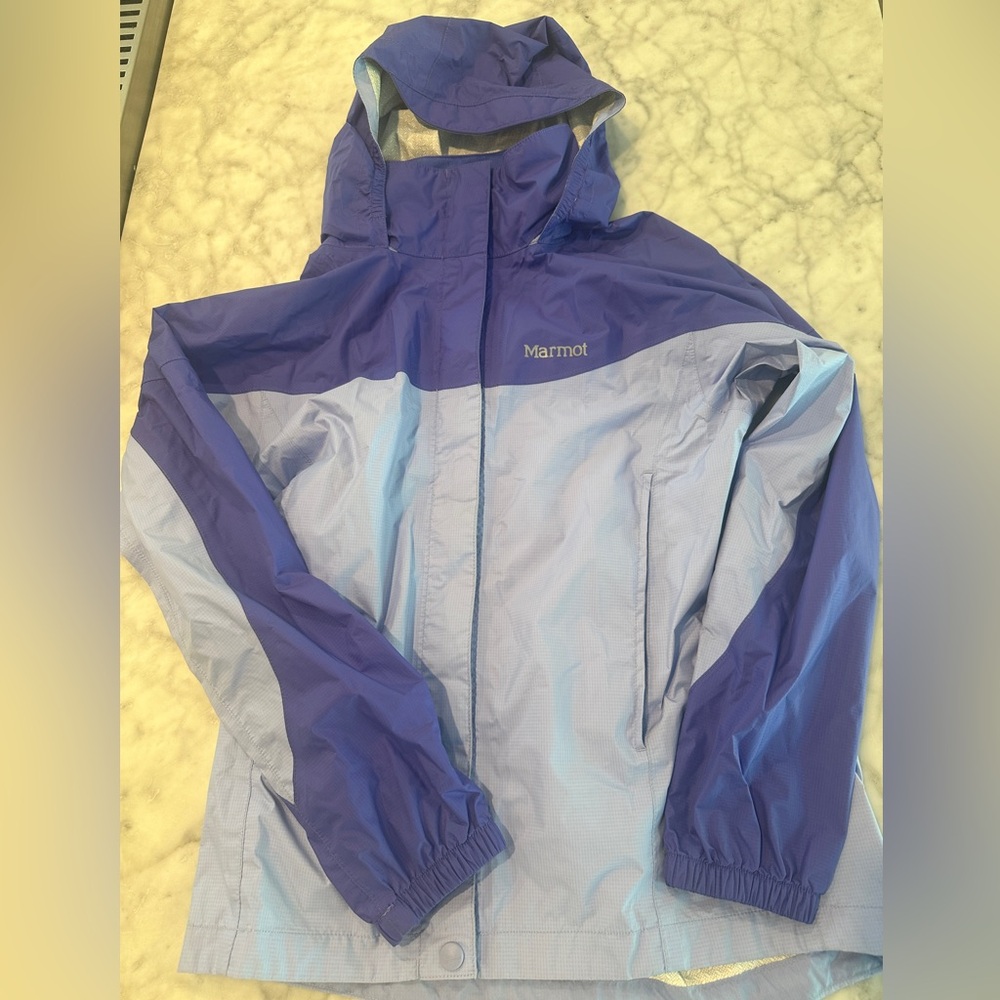 Girls size large Marmot windbreaker. Purple/lavender